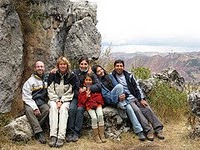 Bob with Peruvian host family. (c) 2008 Bob Pileggi